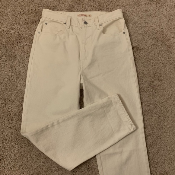 Levi’s 70'S High Rise Slim Straight Jeans - Picture 4 of 9